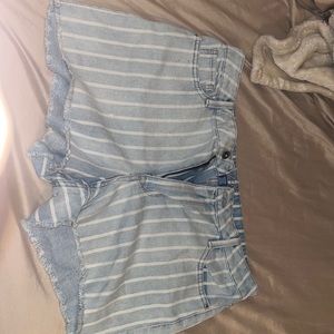 Arizona jean co. Shorts size 15